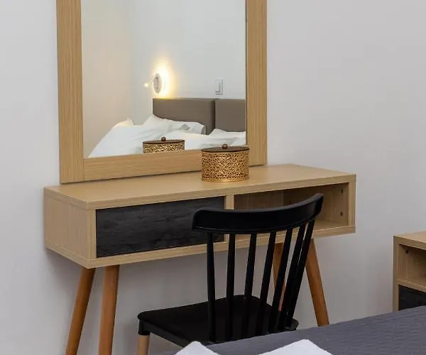 White Holidays Project Downtown * Tínos